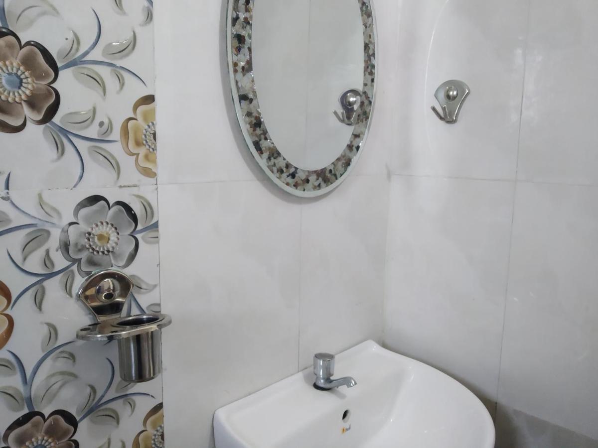 Hotel Vrundavan Pune Ngoại thất bức ảnh