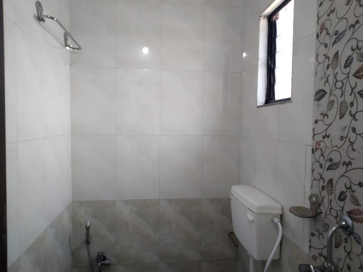Hotel Vrundavan Pune Ngoại thất bức ảnh