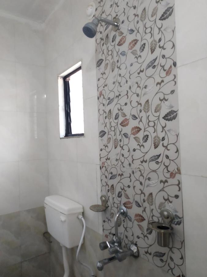 Hotel Vrundavan Pune Ngoại thất bức ảnh