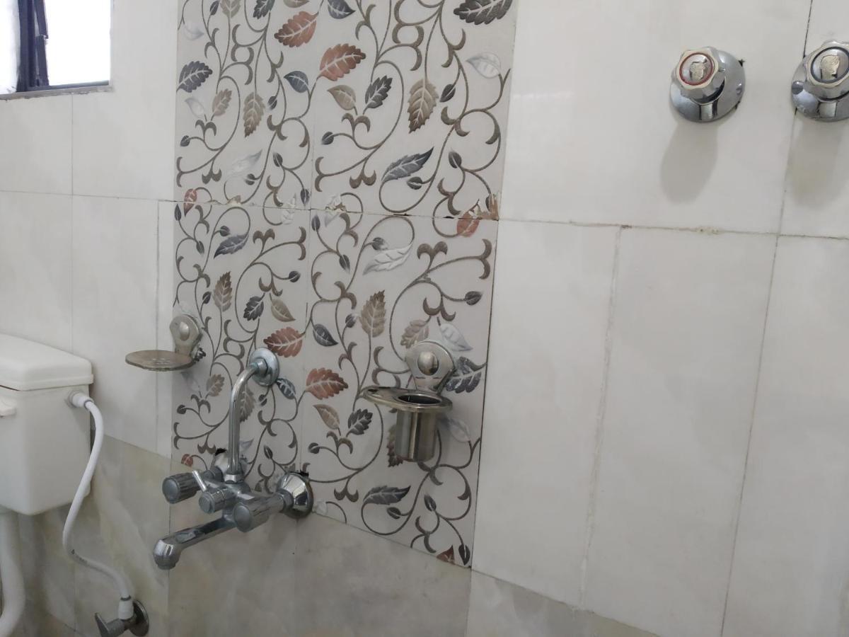 Hotel Vrundavan Pune Ngoại thất bức ảnh