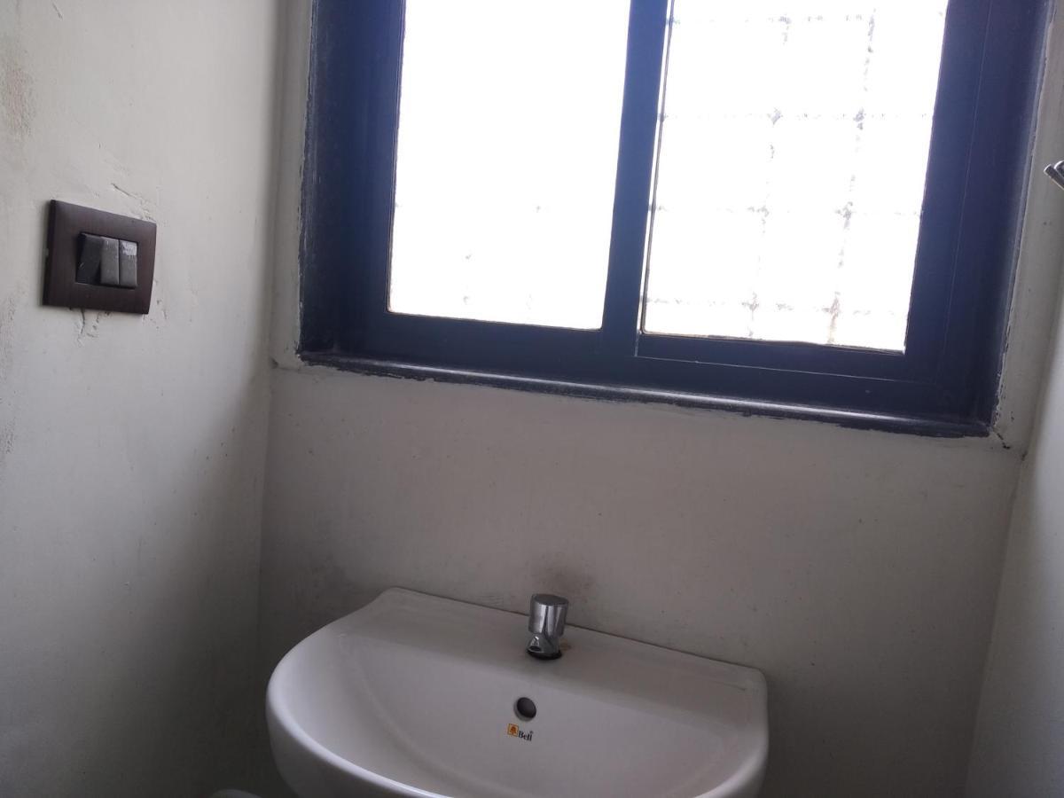 Hotel Vrundavan Pune Ngoại thất bức ảnh