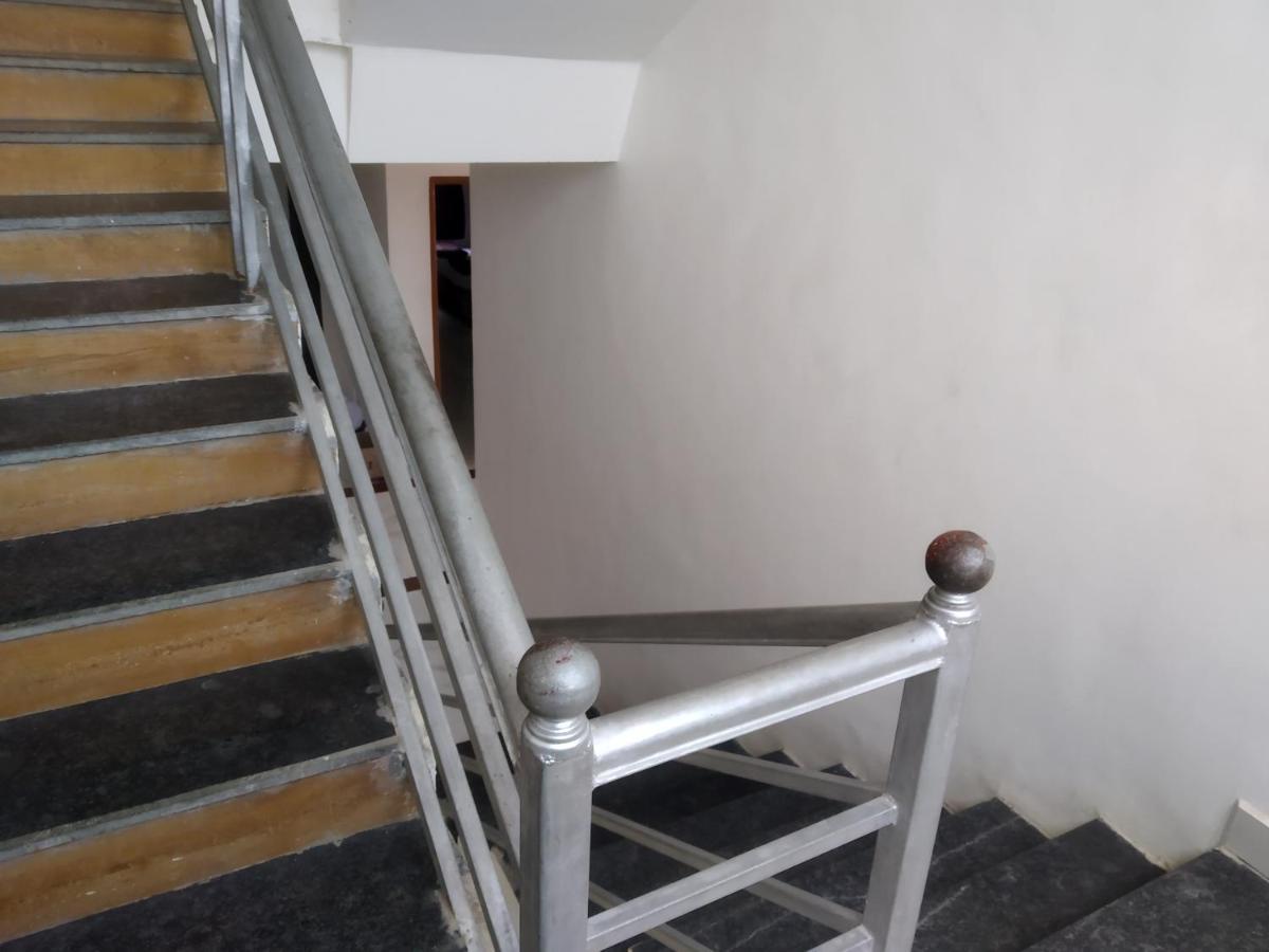 Hotel Vrundavan Pune Ngoại thất bức ảnh