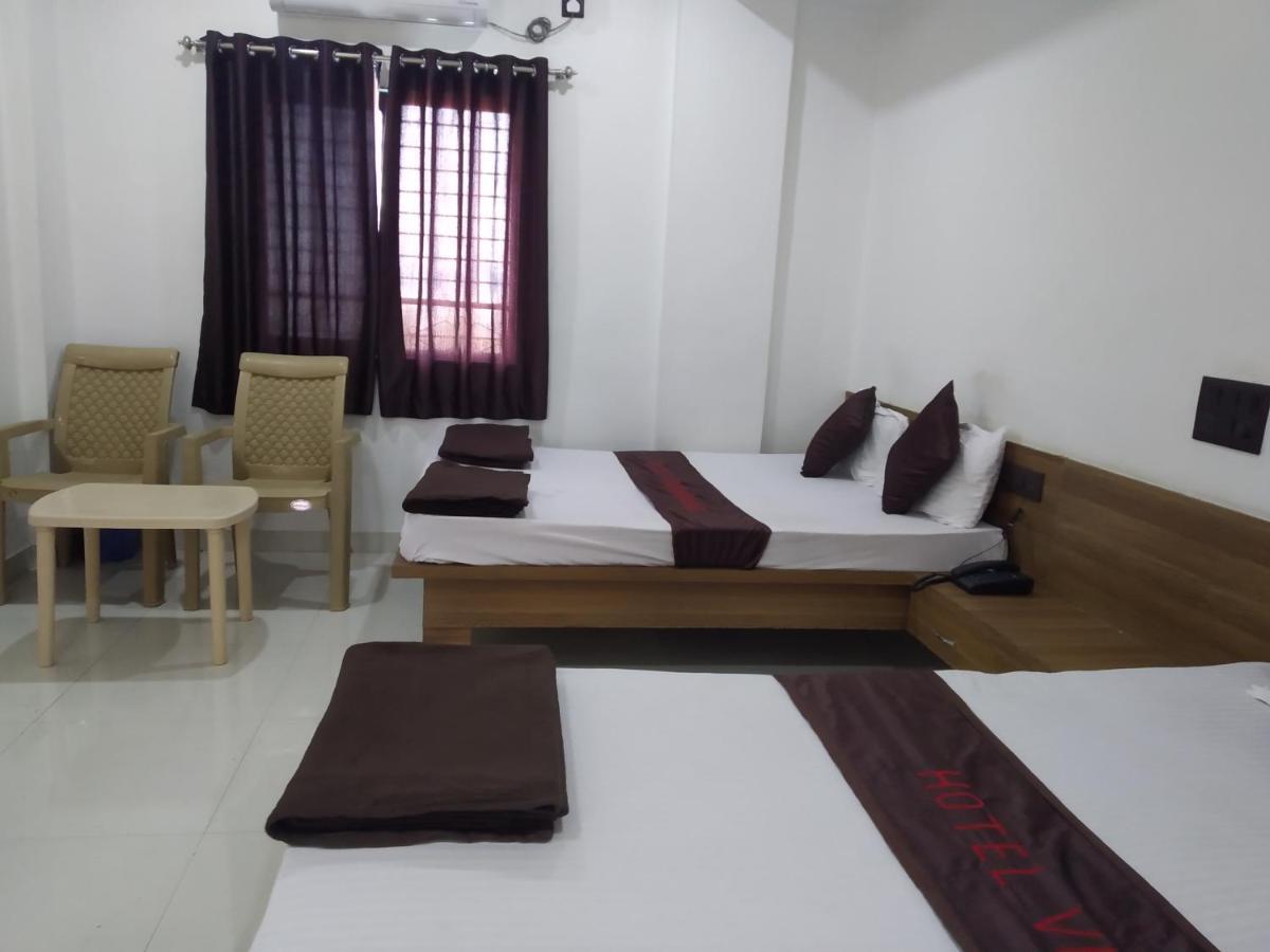Hotel Vrundavan Pune Ngoại thất bức ảnh